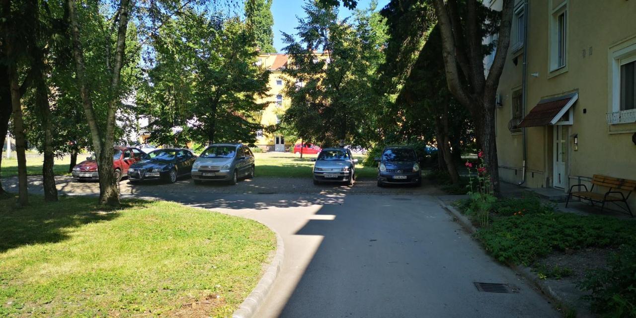 Patak Apartman Еґер Екстер'єр фото